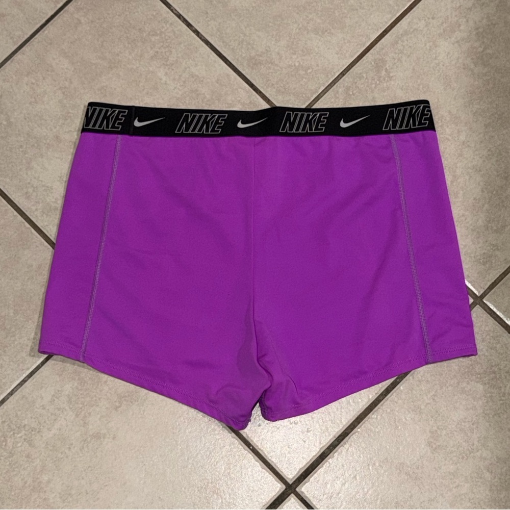 Nike Pro 3” training short purple/black and white size X-LARGE - Picture 6 of 8